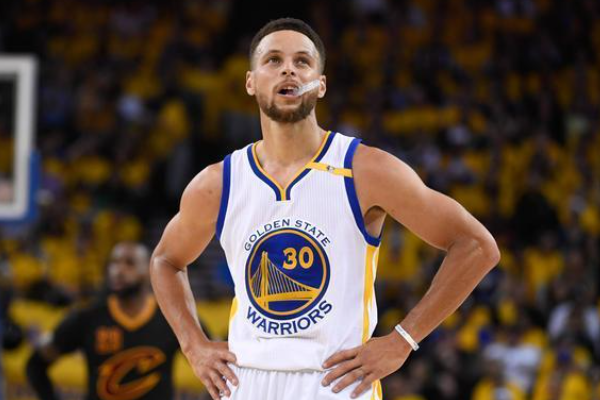 籃球比賽中六種防守戰(zhàn)術(shù)是什么？